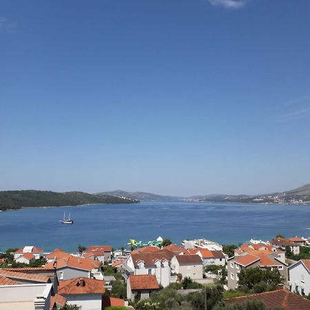 Apartmani Mila A1 & A2 & 3 Trogir Exterior foto