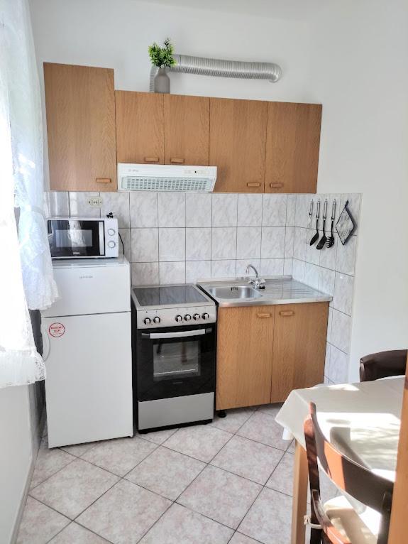 Apartmani Mila A1 & A2 & 3 Trogir Exterior foto